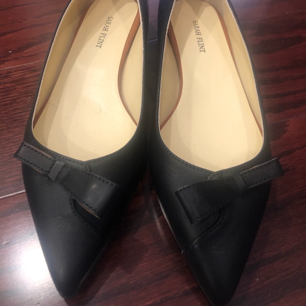 SOLD - Natalie Flat, color Black Vachetta